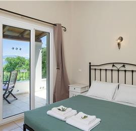 3 bedroom villa with heated pool in Kassiopi, Corfu, sleeps 6